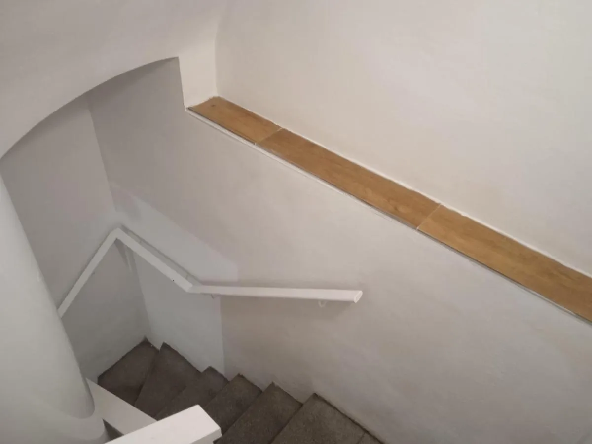 Habitacion Economica Con Bano Privado En Pleno Centro De Figueres Figueres  Spanje